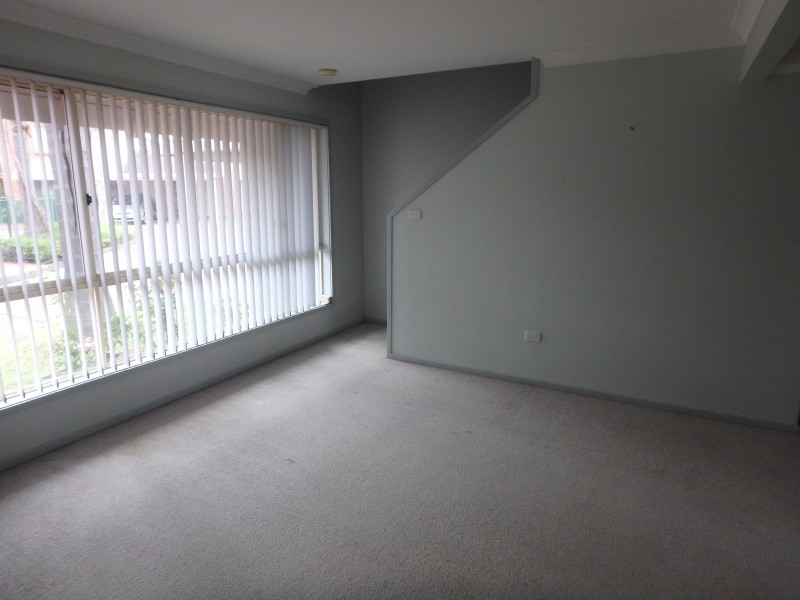 8/15 Hastings Drive, Raymond Terrace NSW 2324