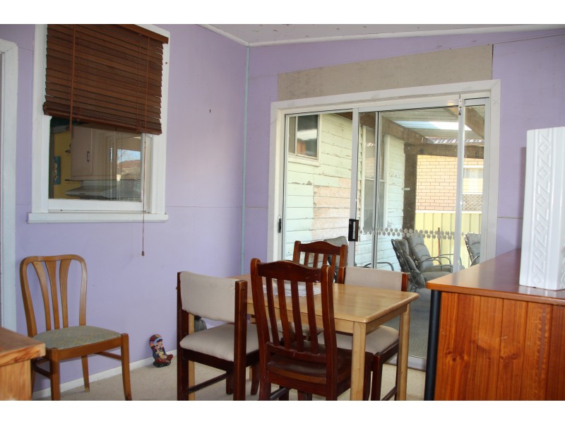 17 Warringhi Street, Raymond Terrace NSW 2324