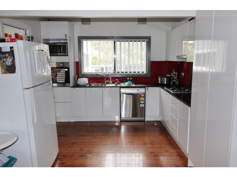 15 Geer Street, Raymond Terrace NSW 2324