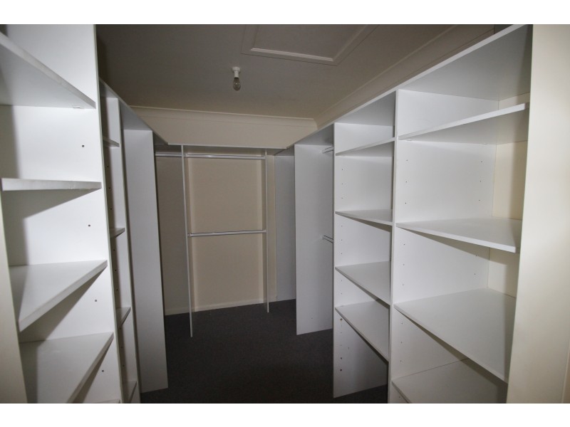 51 Dalyell Way, Raymond Terrace NSW 2324