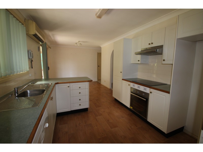 51 Holwell Circuit, Raymond Terrace NSW 2324