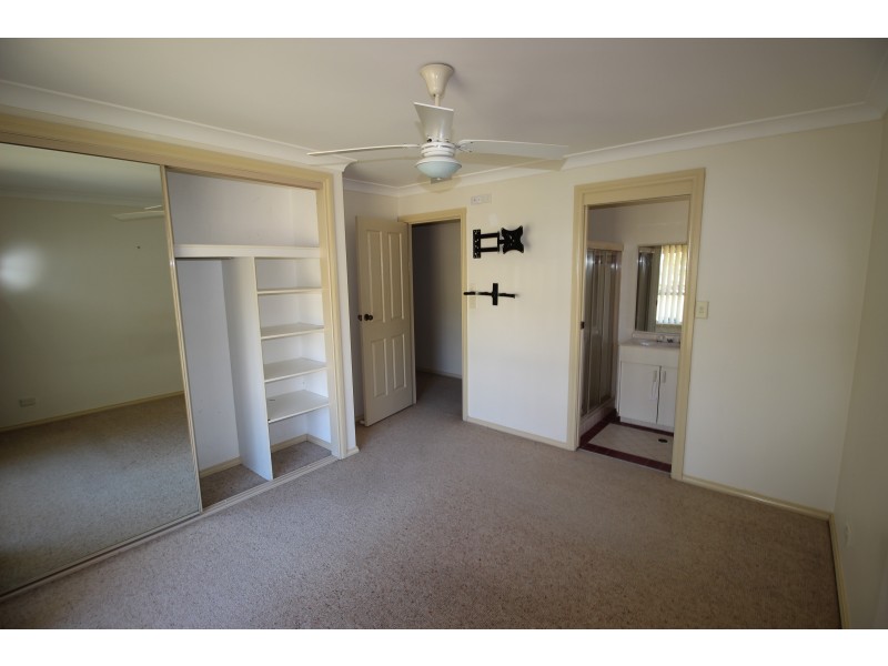 51 Holwell Circuit, Raymond Terrace NSW 2324