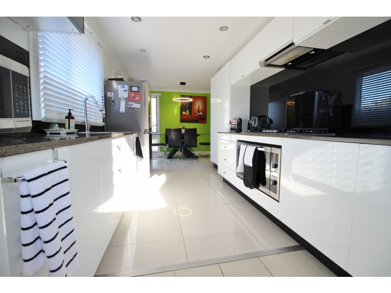 37 Links Drive, Raymond Terrace NSW 2324