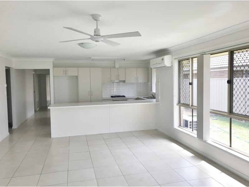 27 Manning Avenue, Raymond Terrace NSW 2324