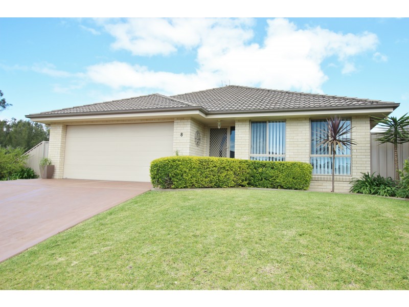 8 Peachey Circuit, Karuah NSW 2324