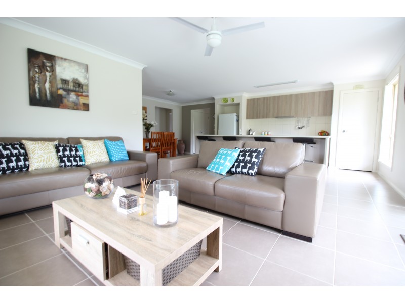 8 Peachey Circuit, Karuah NSW 2324