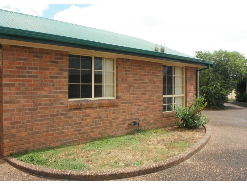 4/4-6 Eskdale Drive, Raymond Terrace NSW 2324