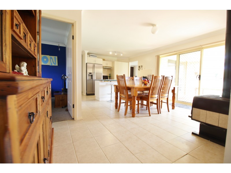 23 Jessica Close, Raymond Terrace NSW 2324