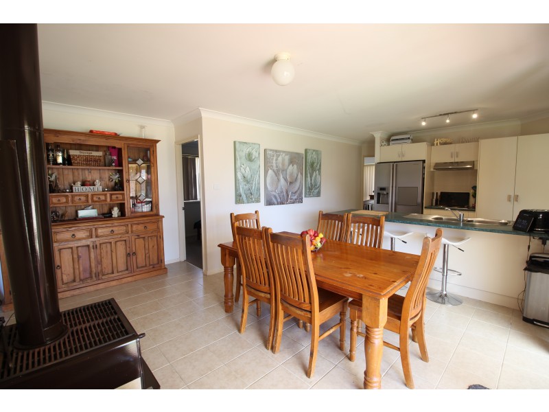 23 Jessica Close, Raymond Terrace NSW 2324