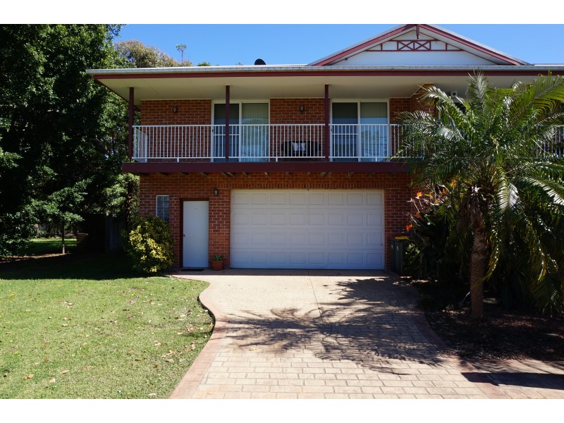 2/110 Port Stephens Street, Raymond Terrace NSW 2324