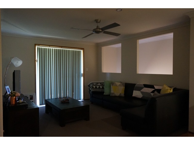 2/110 Port Stephens Street, Raymond Terrace NSW 2324