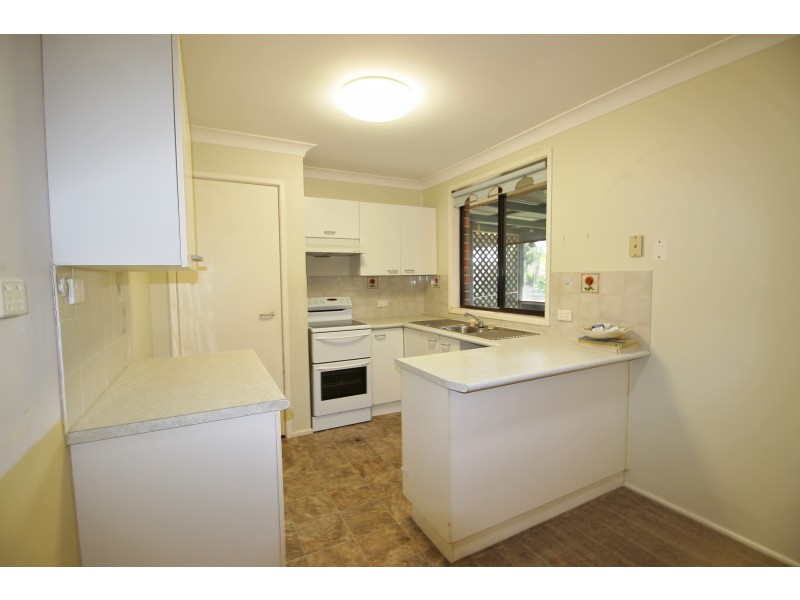 23 Oxley Close, Raymond Terrace NSW 2324