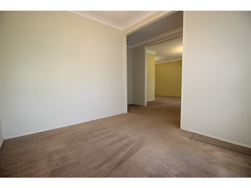 23 Oxley Close, Raymond Terrace NSW 2324