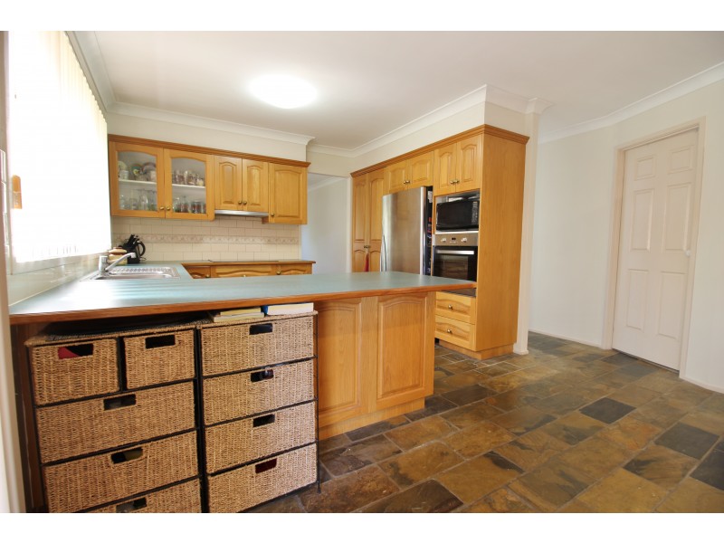 26 Benjamin Lee Drive, Raymond Terrace NSW 2324