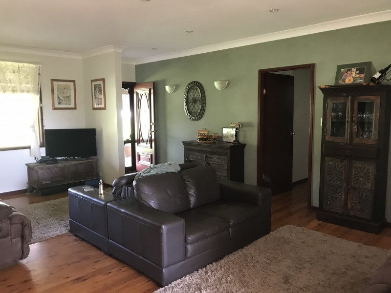 30 Rees James Road, Raymond Terrace NSW 2324