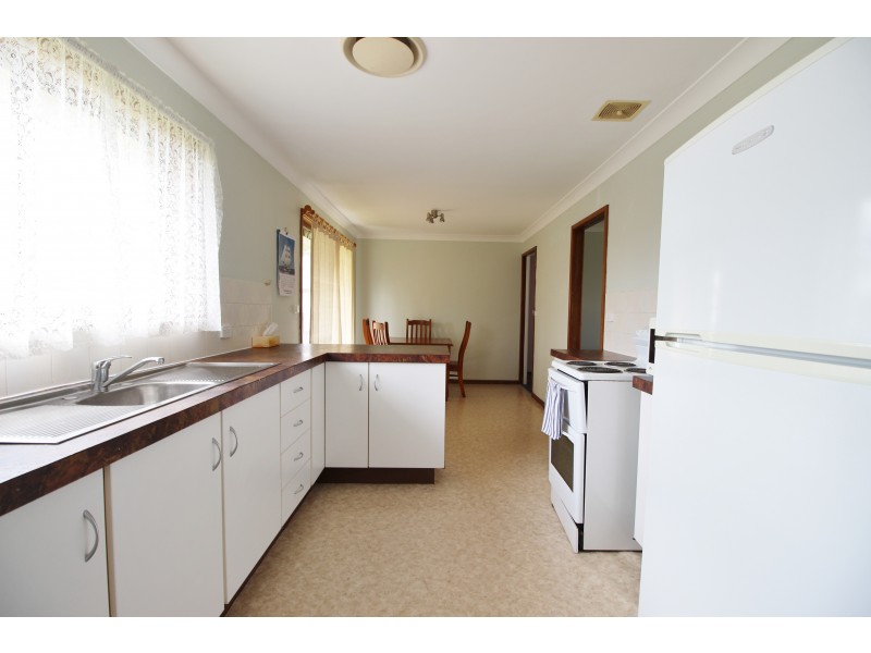 6 Riverview Place, Raymond Terrace NSW 2324