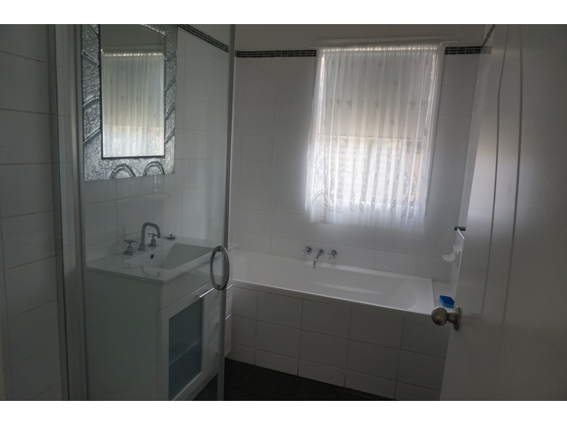 19 Cambridge Avenue, Raymond Terrace NSW 2324