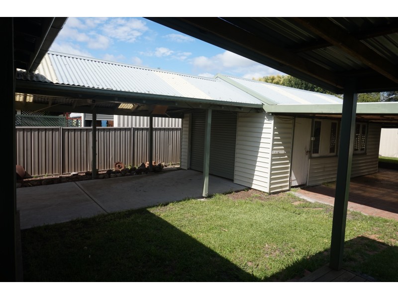 19 Cambridge Avenue, Raymond Terrace NSW 2324