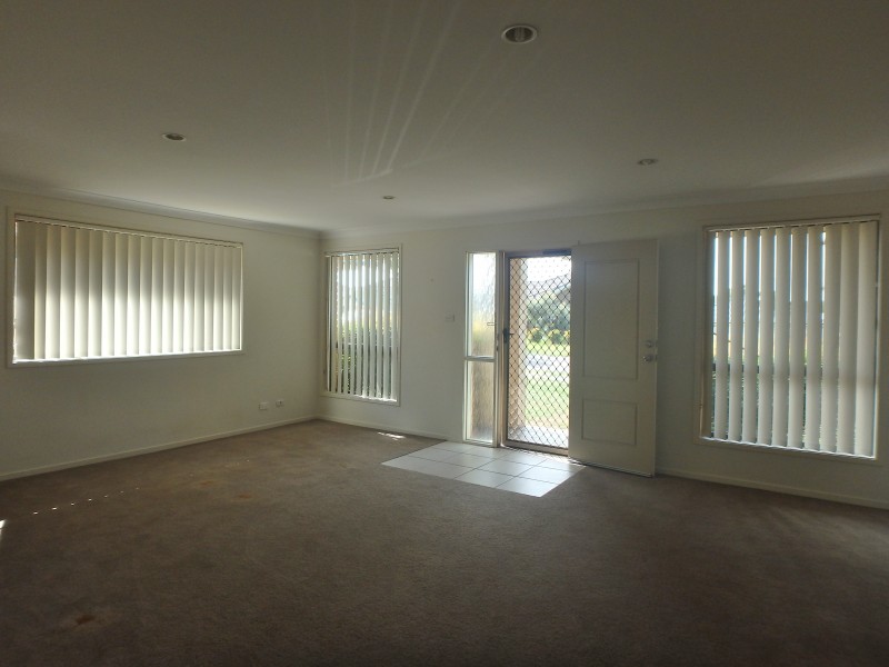 40 Manning Avenue, Raymond Terrace NSW 2324