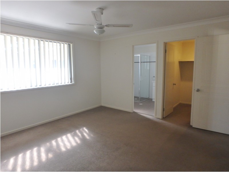 40 Manning Avenue, Raymond Terrace NSW 2324