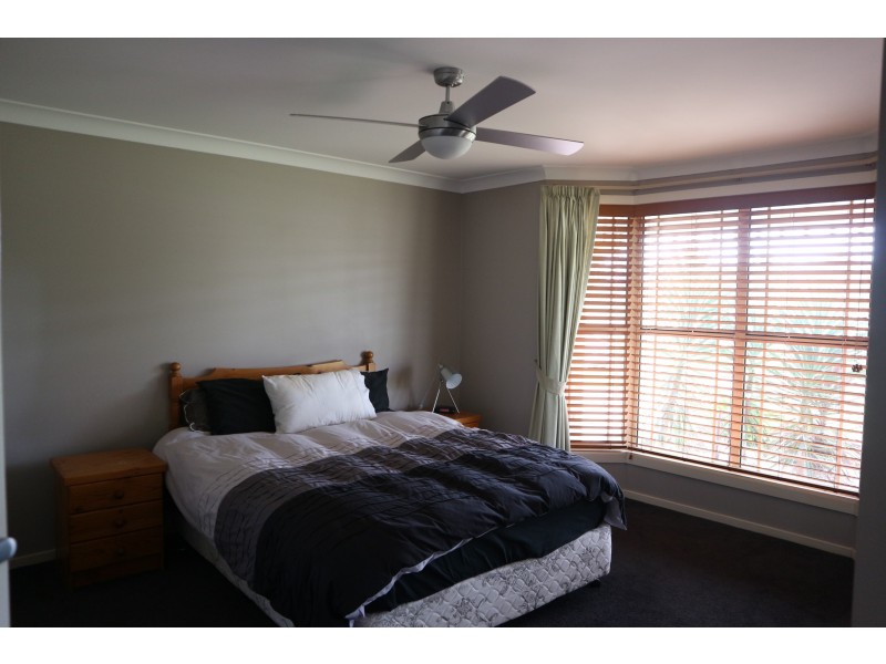 28 Cederwood Crescent, Raymond Terrace NSW 2324
