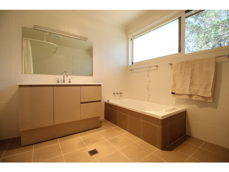 70 Moffats Road, Swan Bay NSW 2324