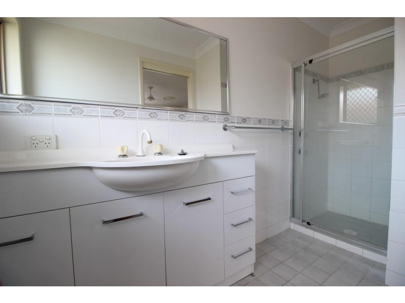 14 Gordon Reeve Close, Raymond Terrace NSW 2324