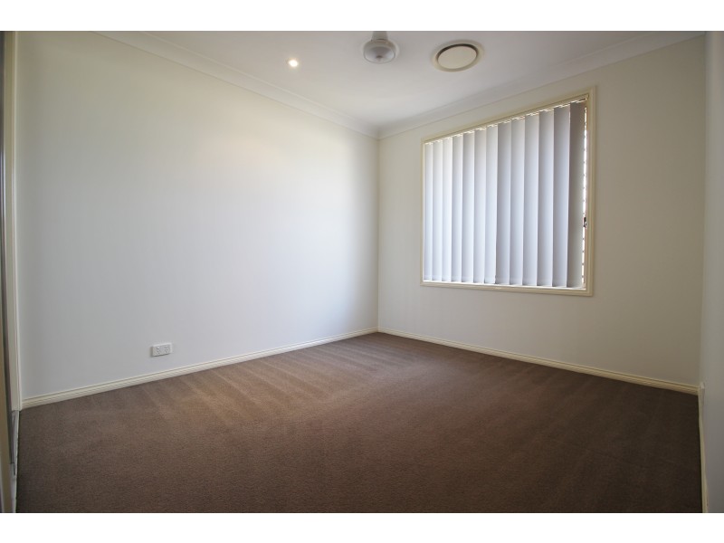 14 Gordon Reeve Close, Raymond Terrace NSW 2324