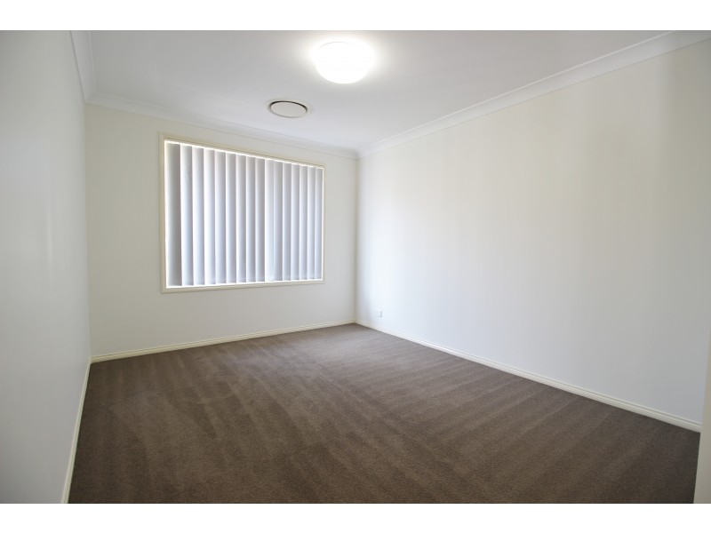 14 Gordon Reeve Close, Raymond Terrace NSW 2324