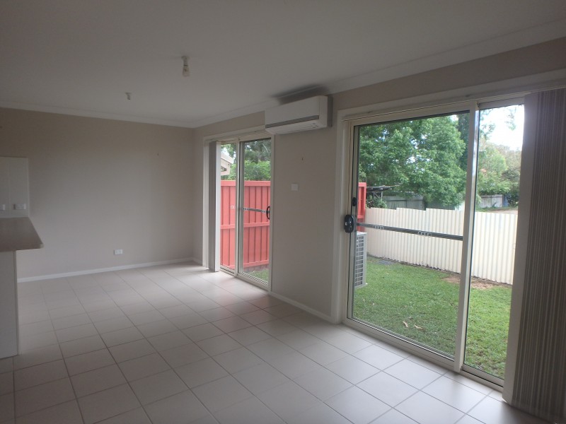 2/2a Smith Lane, Raymond Terrace NSW 2324