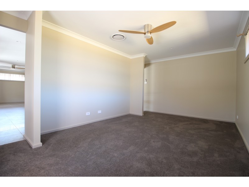 21 Watervale Circuit, Chisholm NSW 2322