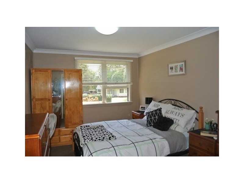 8 Dean Avenue, Raymond Terrace NSW 2324