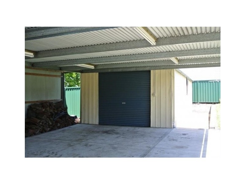 8 Dean Avenue, Raymond Terrace NSW 2324