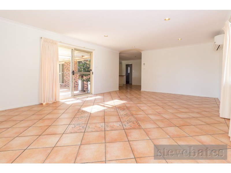 73 Beaton Avenue, Raymond Terrace NSW 2324