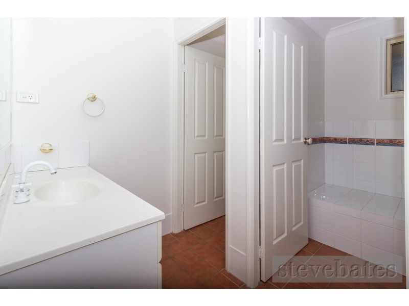 73 Beaton Avenue, Raymond Terrace NSW 2324
