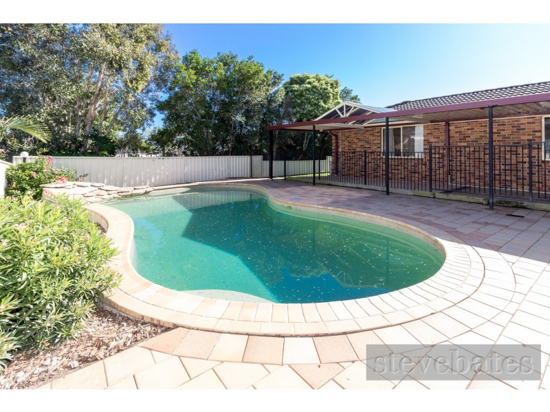 73 Beaton Avenue, Raymond Terrace NSW 2324