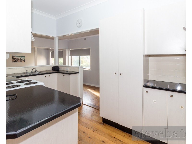 4 Thomas Street, Raymond Terrace NSW 2324