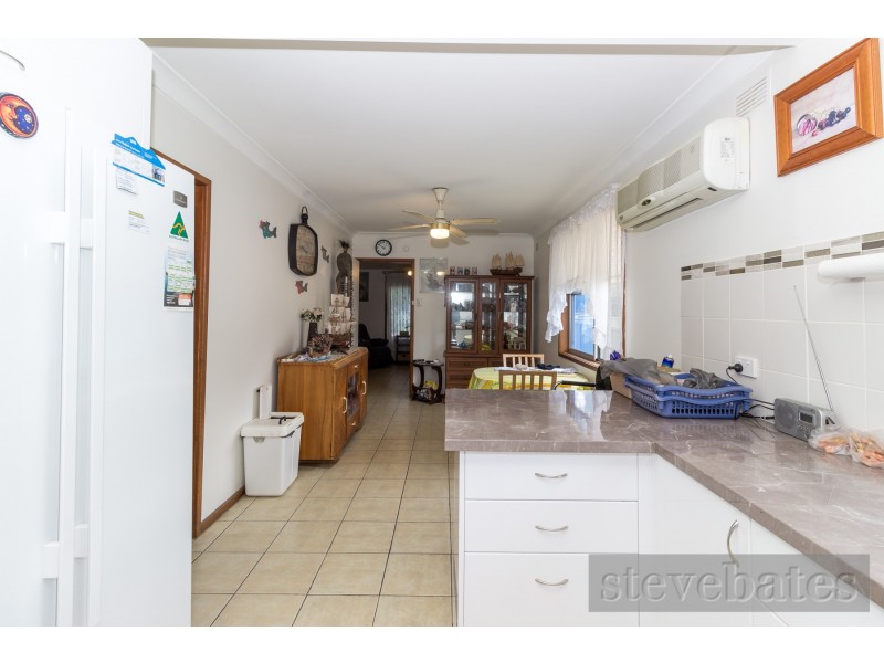 24 Anne Street, Raymond Terrace NSW 2324