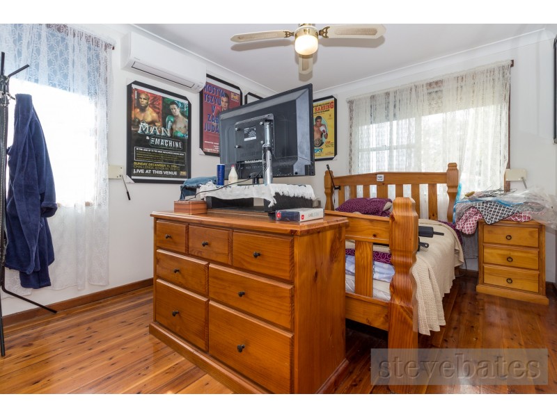 24 Anne Street, Raymond Terrace NSW 2324