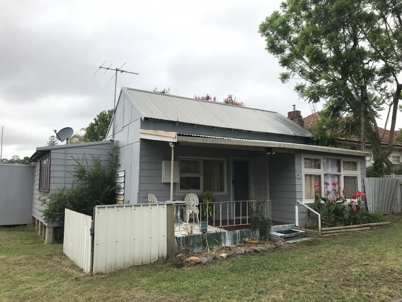 5 Sturgeon Street, Raymond Terrace NSW 2324