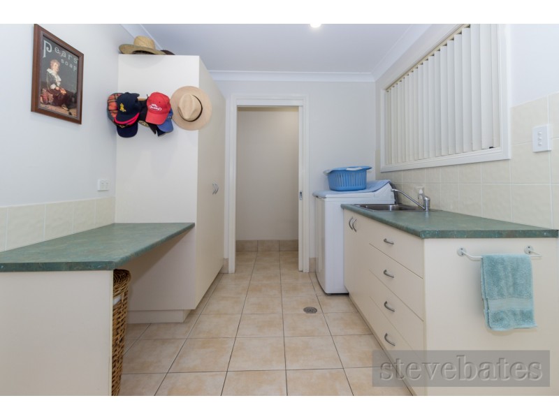 7 McPherson Place, Raymond Terrace NSW 2324