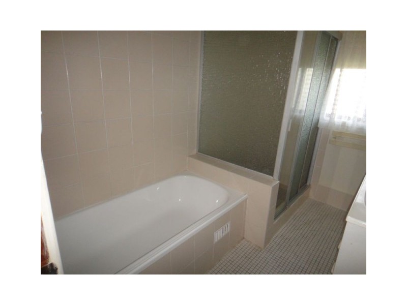 1 Links Drive, Raymond Terrace NSW 2324