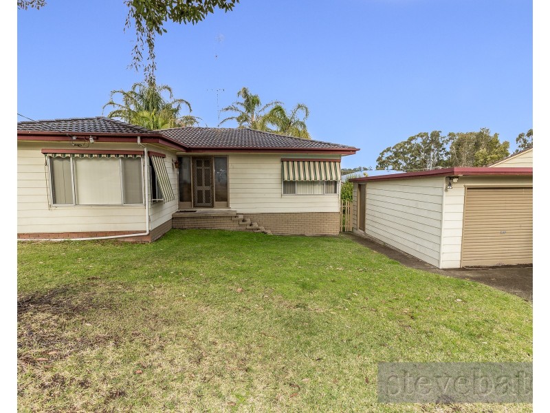 12 Acacia Avenue, Raymond Terrace NSW 2324