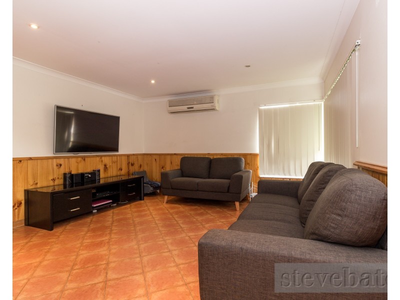 12 Acacia Avenue, Raymond Terrace NSW 2324