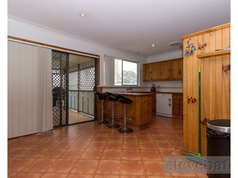 12 Acacia Avenue, Raymond Terrace NSW 2324