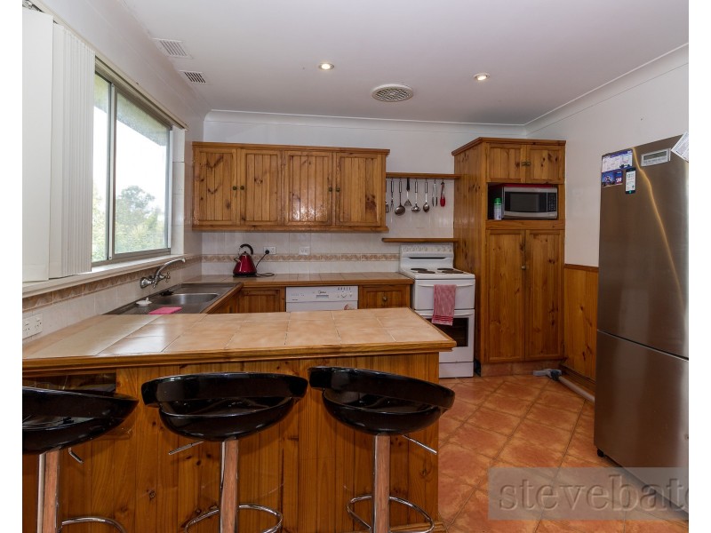 12 Acacia Avenue, Raymond Terrace NSW 2324