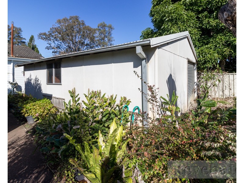 8 Sturgeon Street North, Raymond Terrace NSW 2324