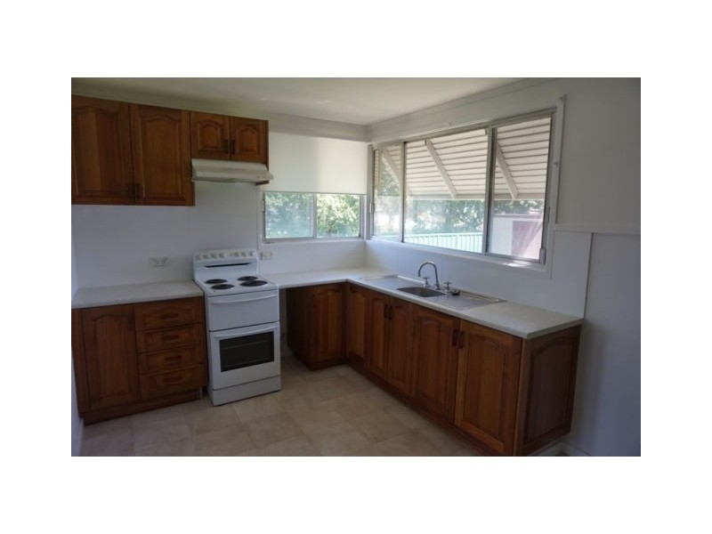 1 Morgan Crescent, Raymond Terrace NSW 2324