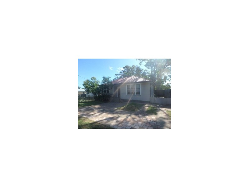 8 Anne Street, Raymond Terrace NSW 2324