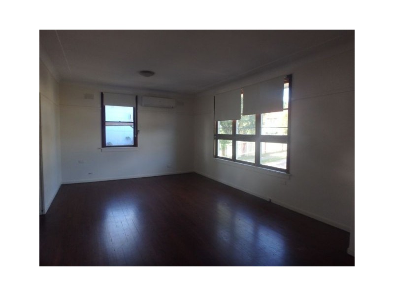 8 Anne Street, Raymond Terrace NSW 2324